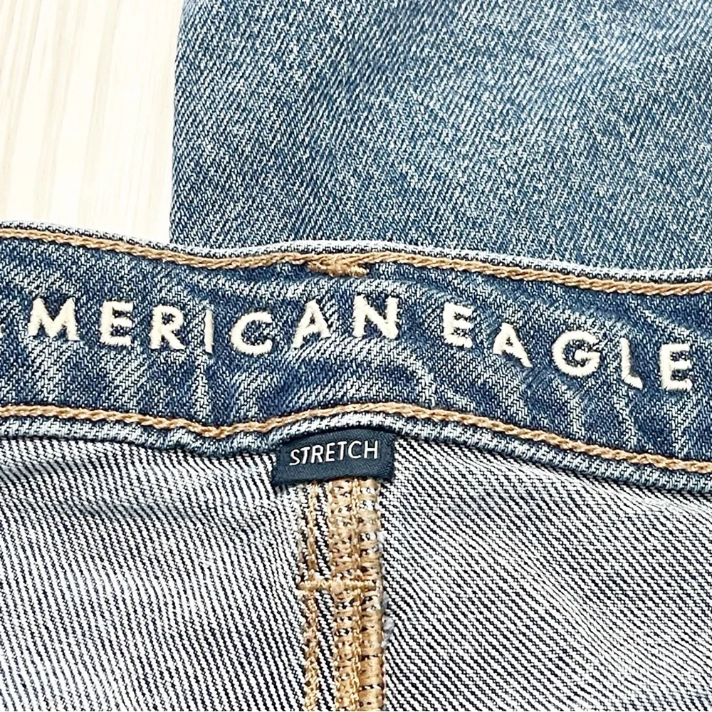 American Eagle Outfitters Women's Barrel Jeans - Picture 7 of 10